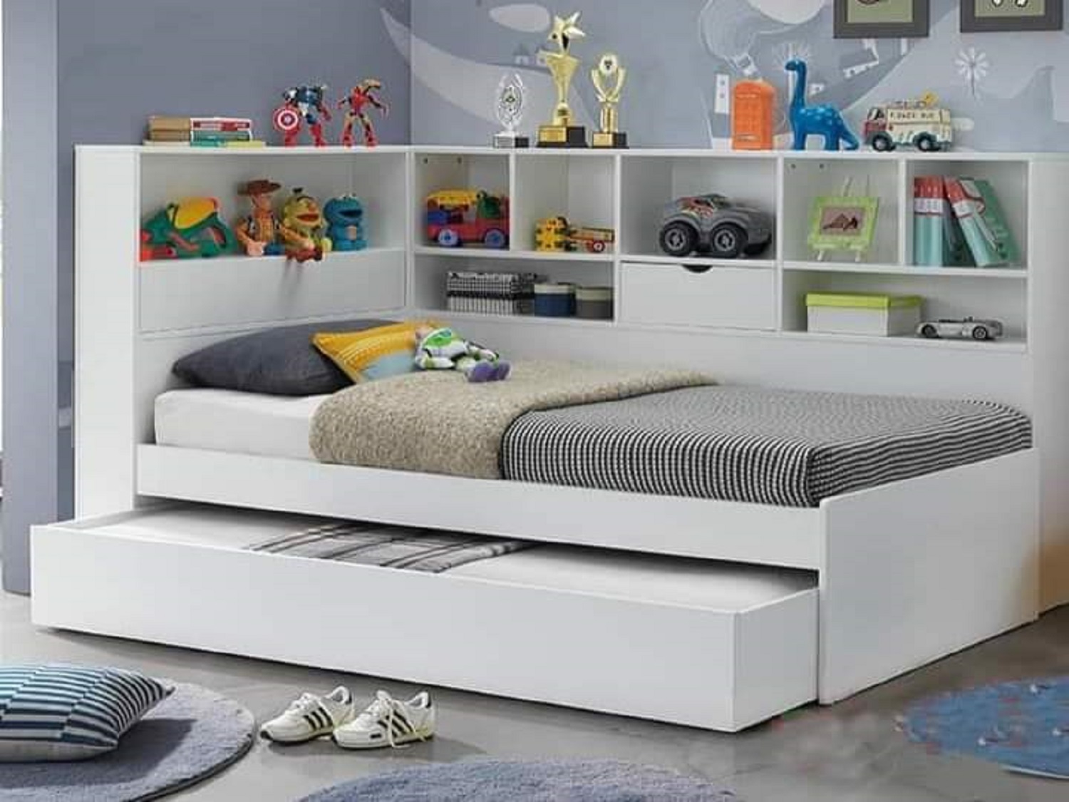 Space Saving Corner Bed With Storage